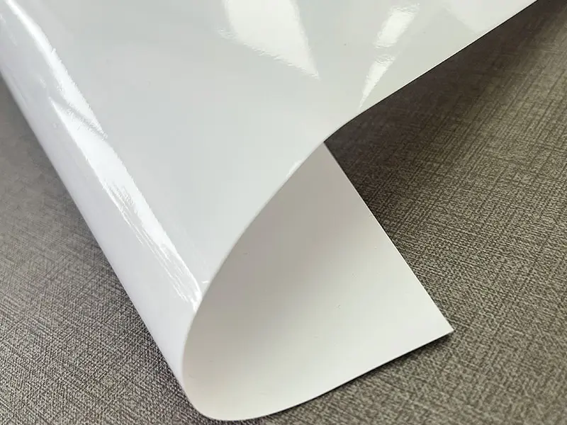 ฟิล์มตกแต่ง PVC มันวาวสูง